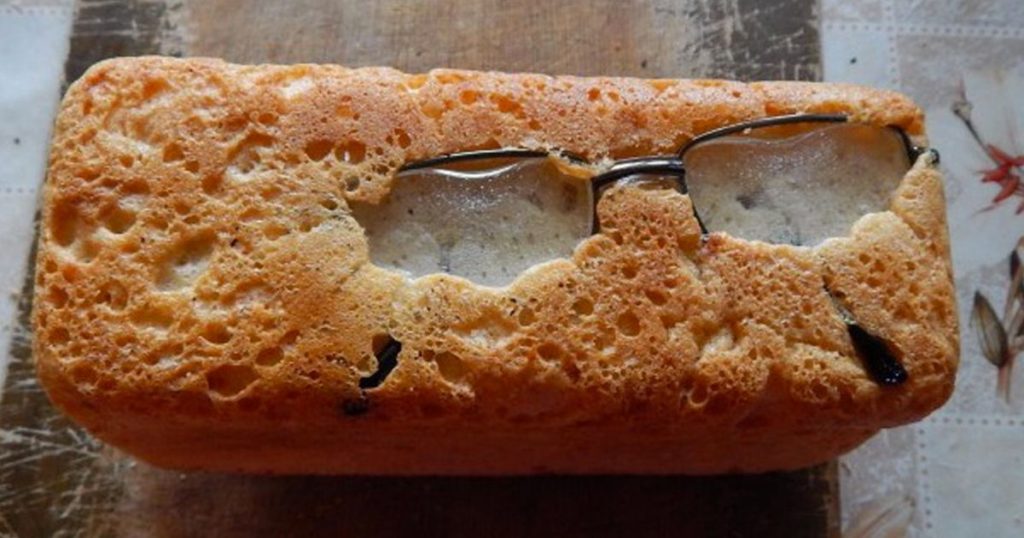 MAIN-Baker-finds-his-glasses-baked-into-bread-1